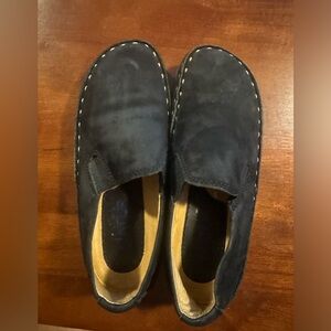 NATUR COMFORT BLACK LEATHER SUEDE SLIP-ON WOMEN’S SHOES - SIZE 6